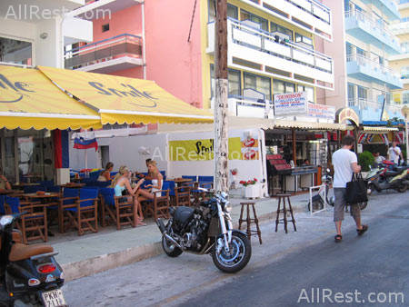 Saronis Hotel 4
